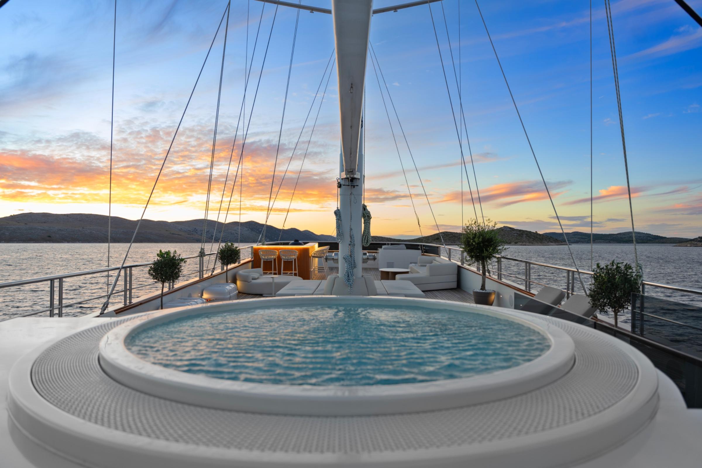 Maxita gulet amenities interior cabin in Croatia