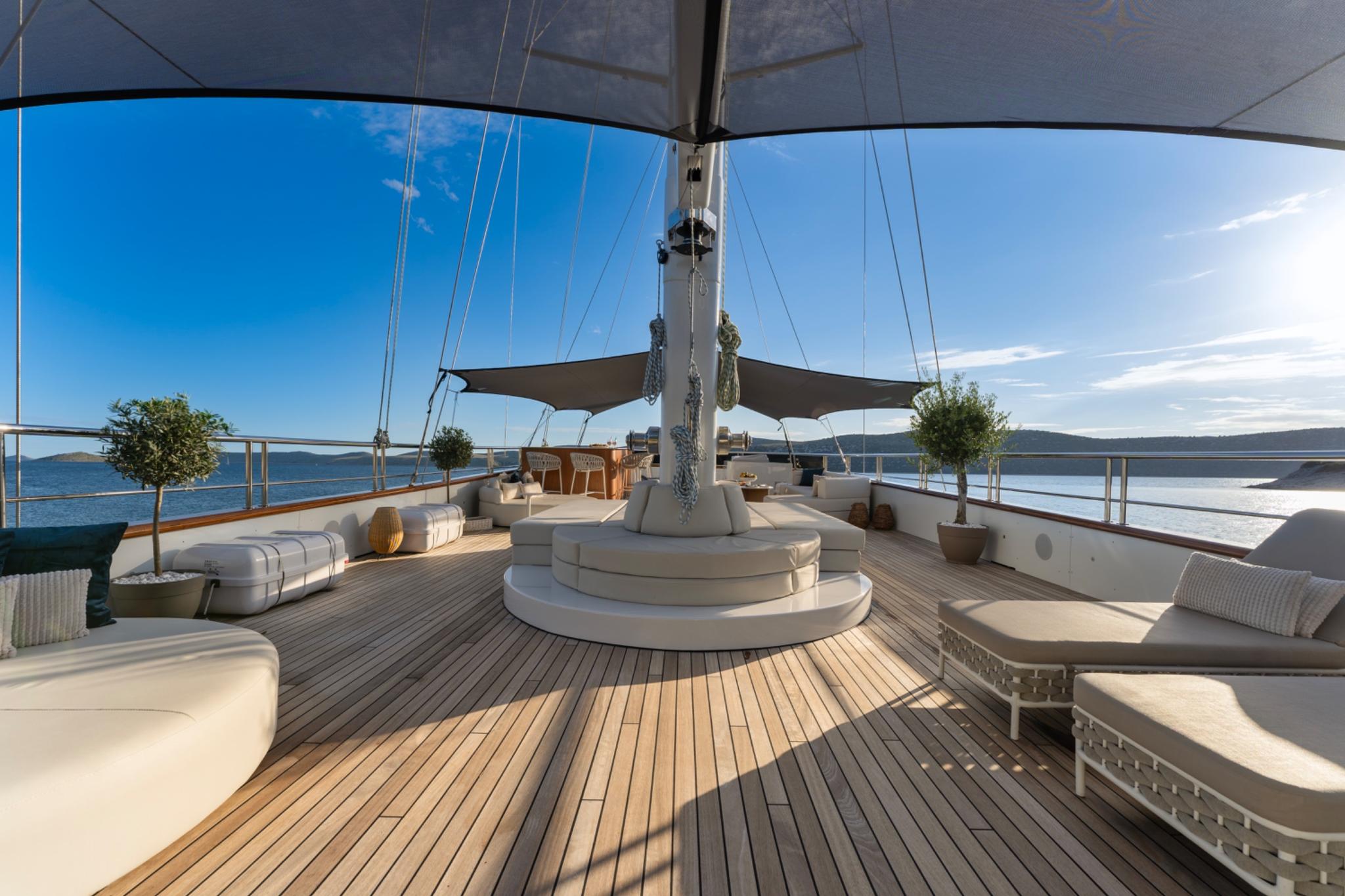Maxita gulet amenities exterior deck in Croatia