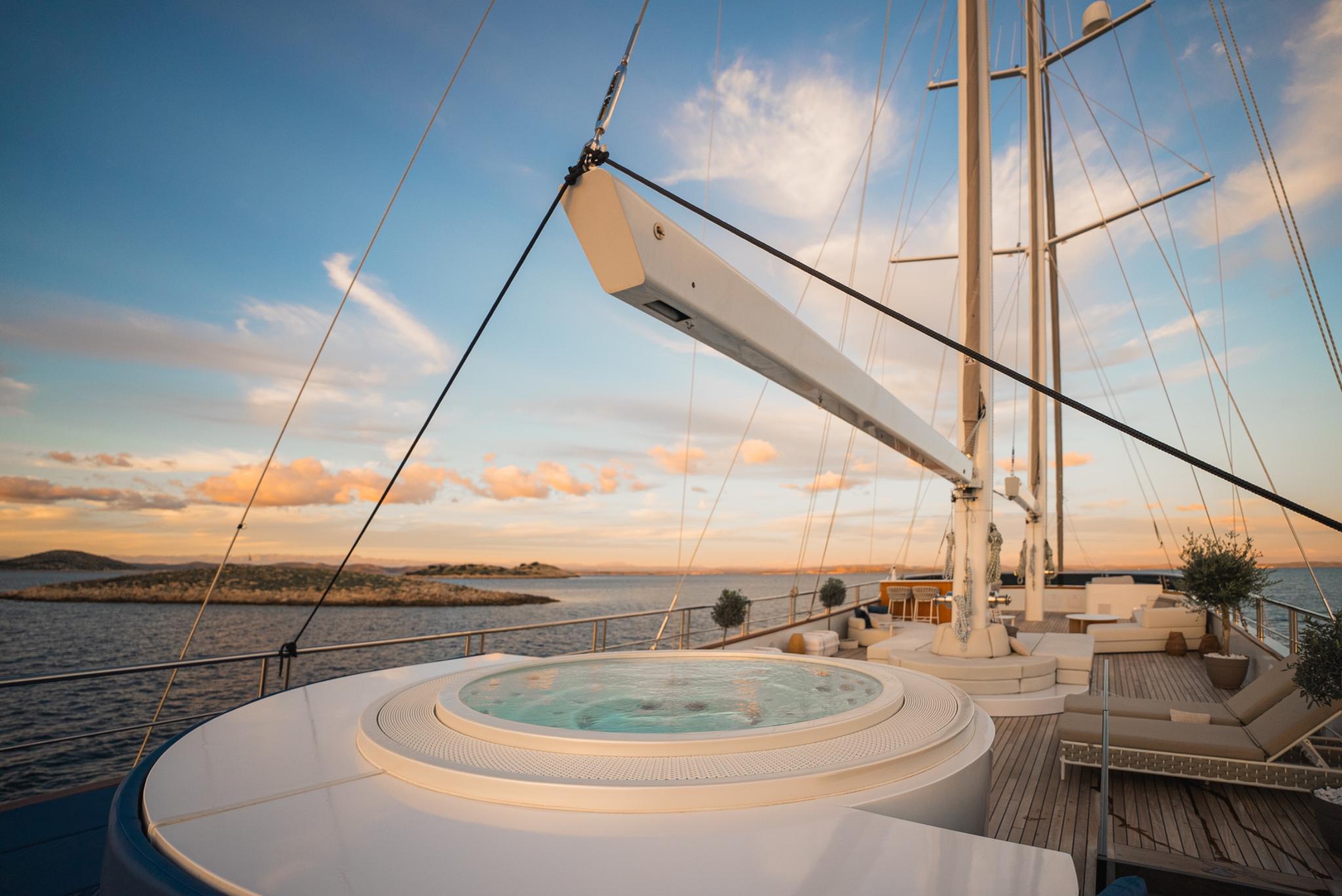 Maxita gulet amenities interior cabin in Croatia