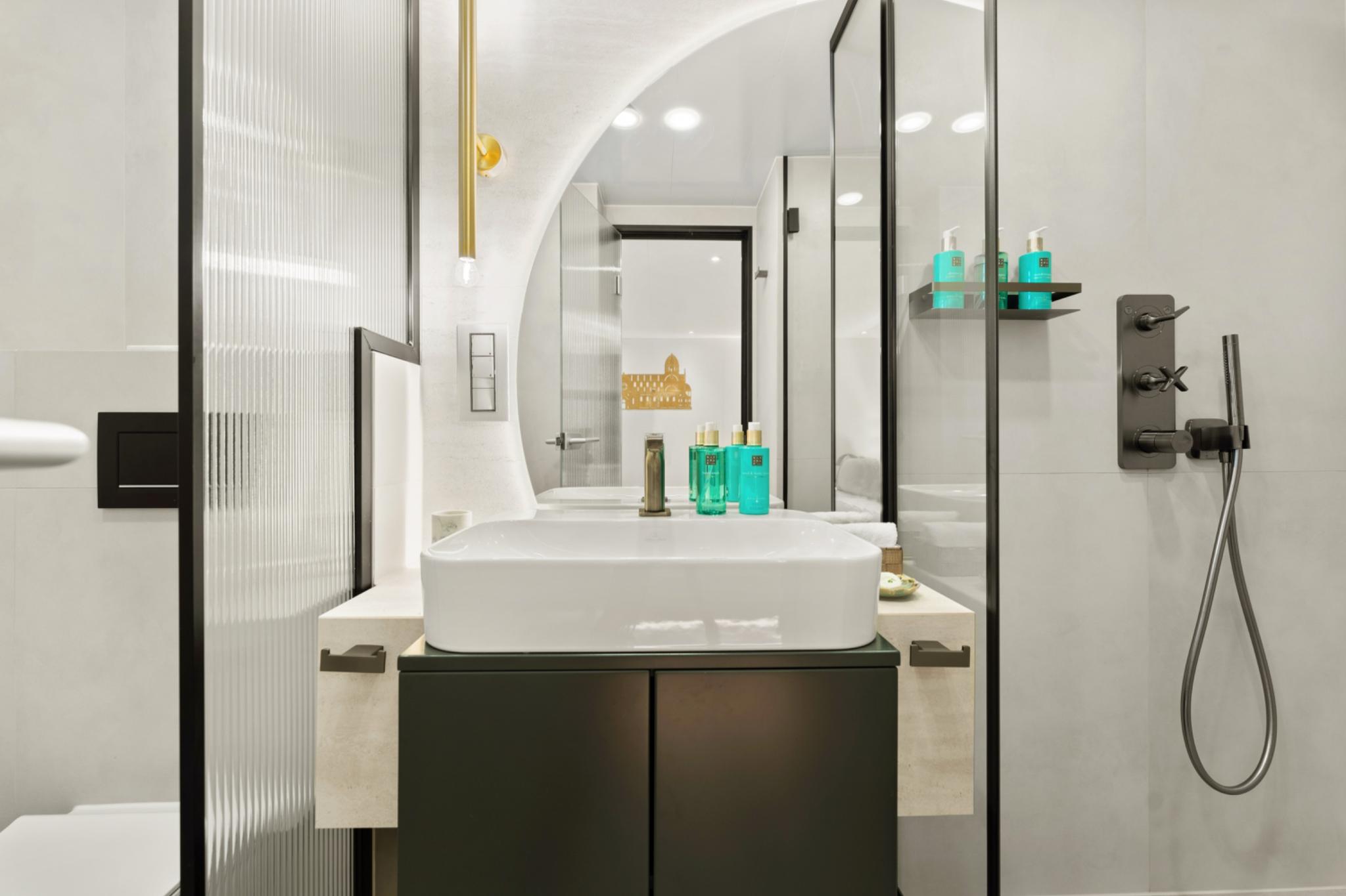 Maxita gulet interior cabin in Croatia