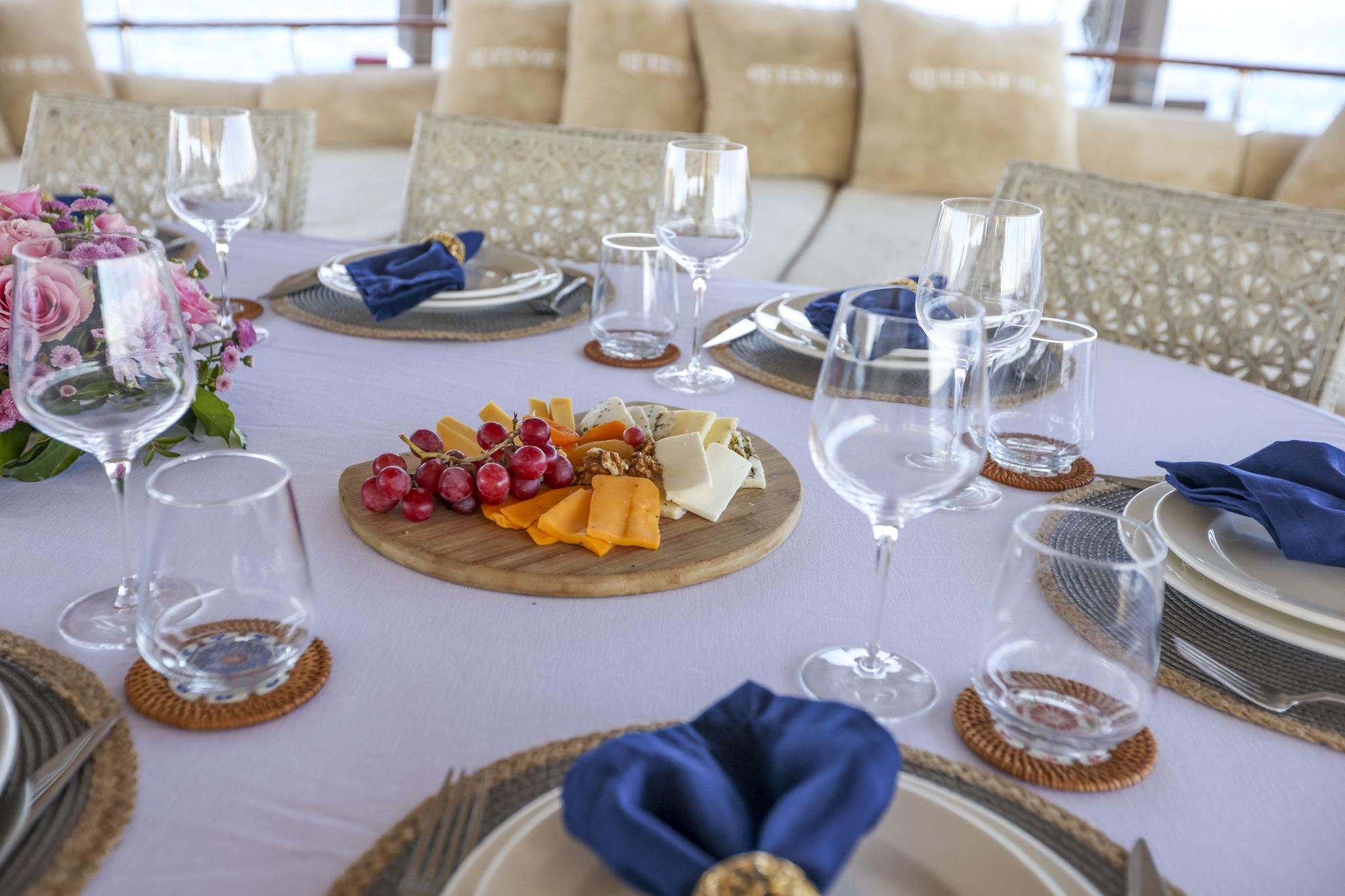 Queen Of Sea gulet amenities lifestyle dining in Türkiye