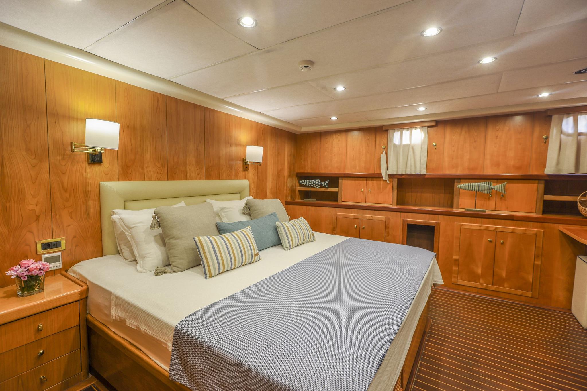 Queen Of Sea gulet accommodation interior cabin in Türkiye