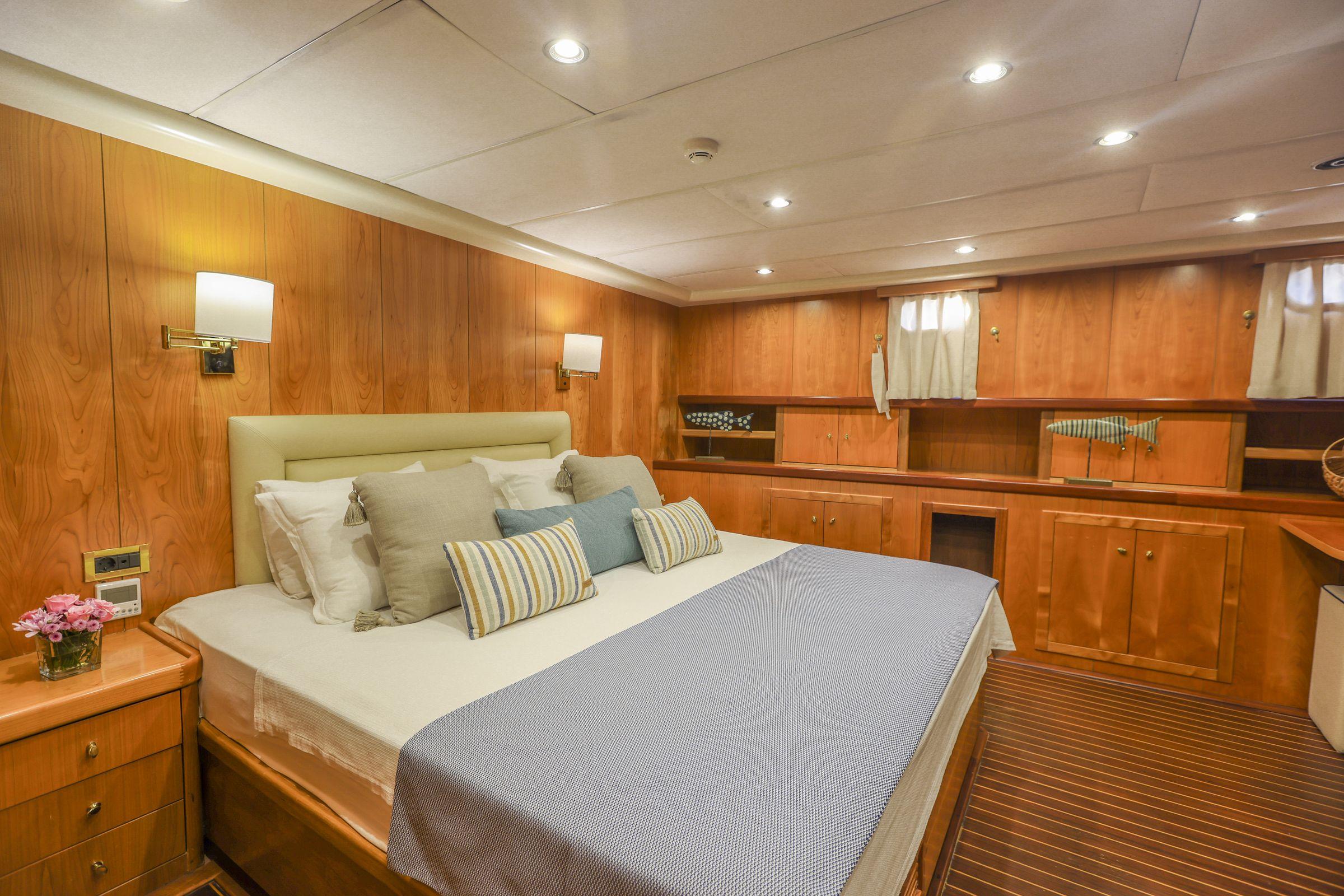 Queen Of Sea gulet accommodation interior cabin in Türkiye