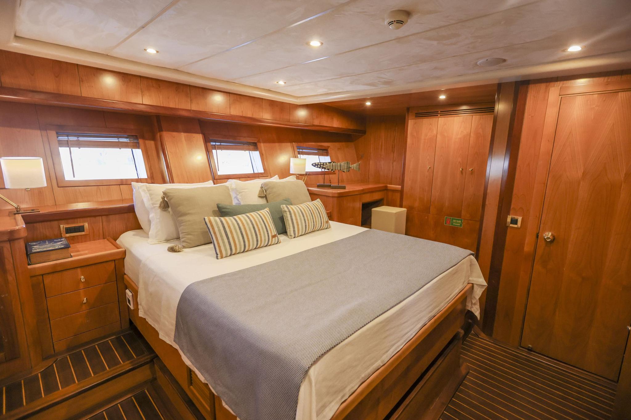 Queen Of Sea gulet accommodation interior cabin in Türkiye