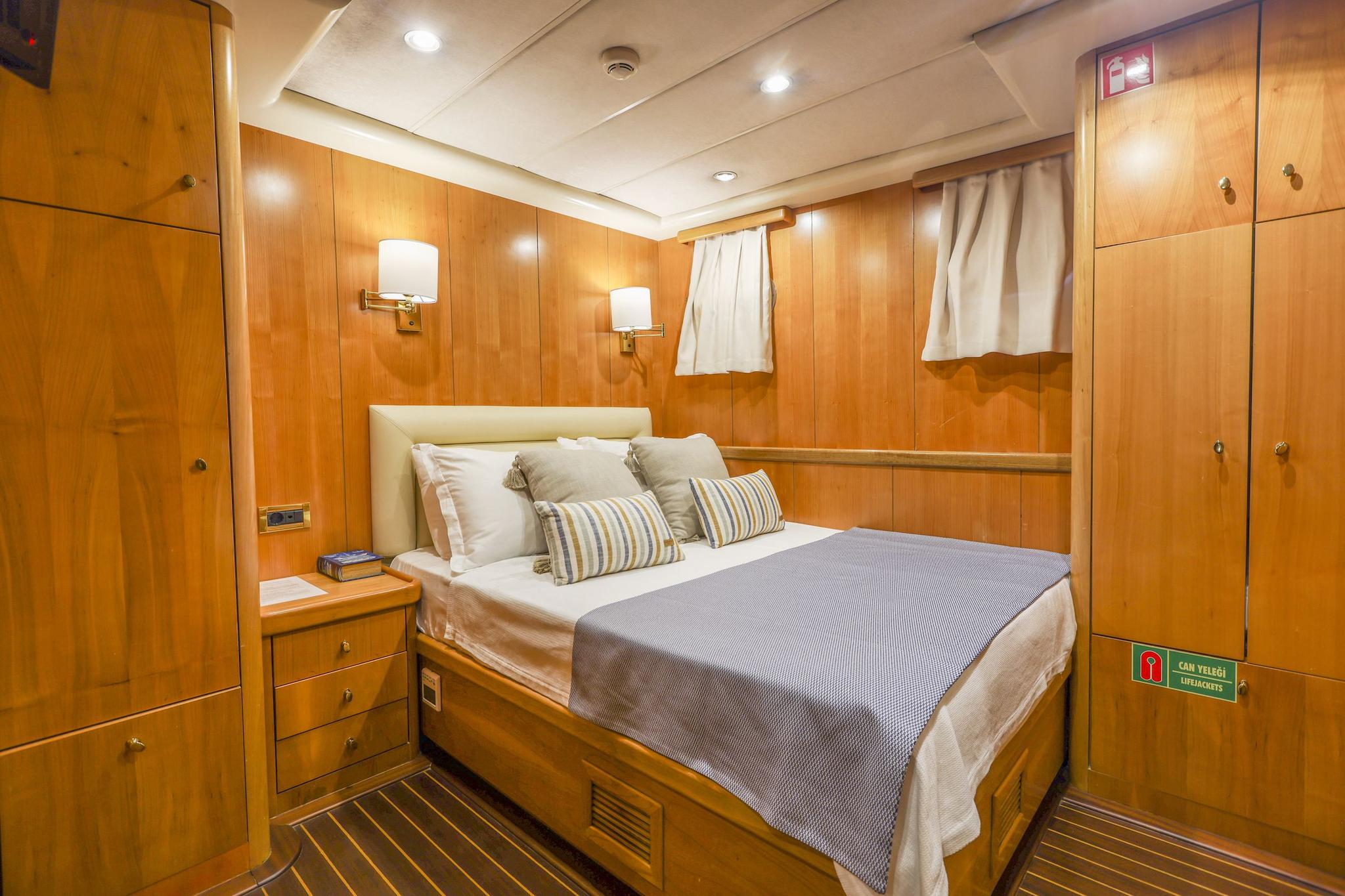 Queen Of Sea gulet accommodation interior cabin in Türkiye