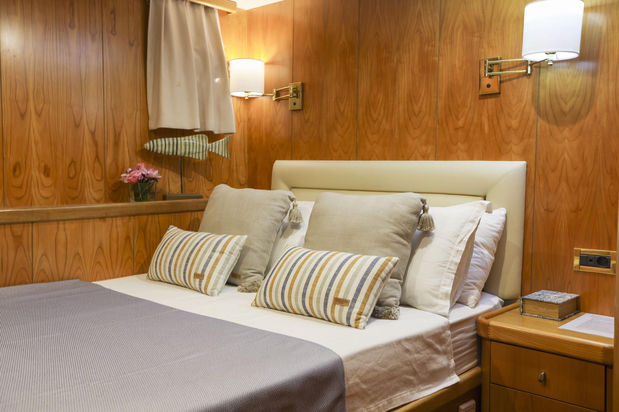 Queen Of Sea gulet accommodation interior cabin in Türkiye