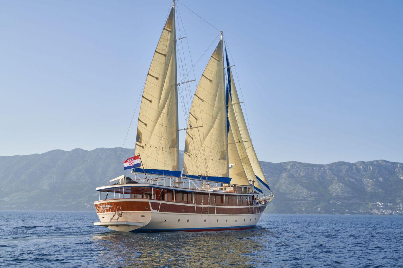 Tajna Mora gulet amenities exterior deck in Croatia