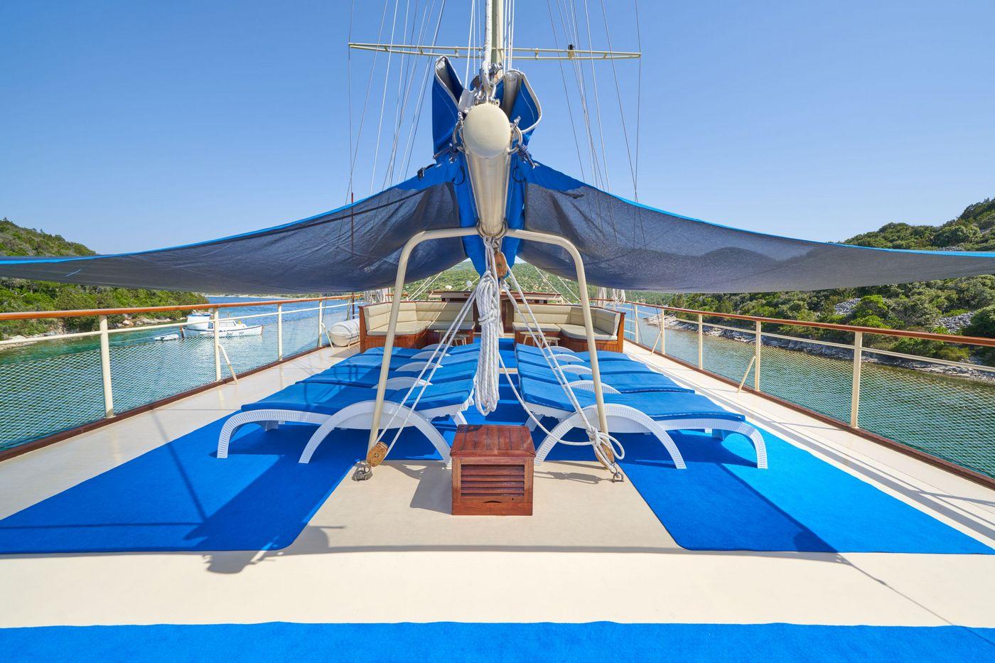 Tajna Mora gulet amenities exterior deck in Croatia