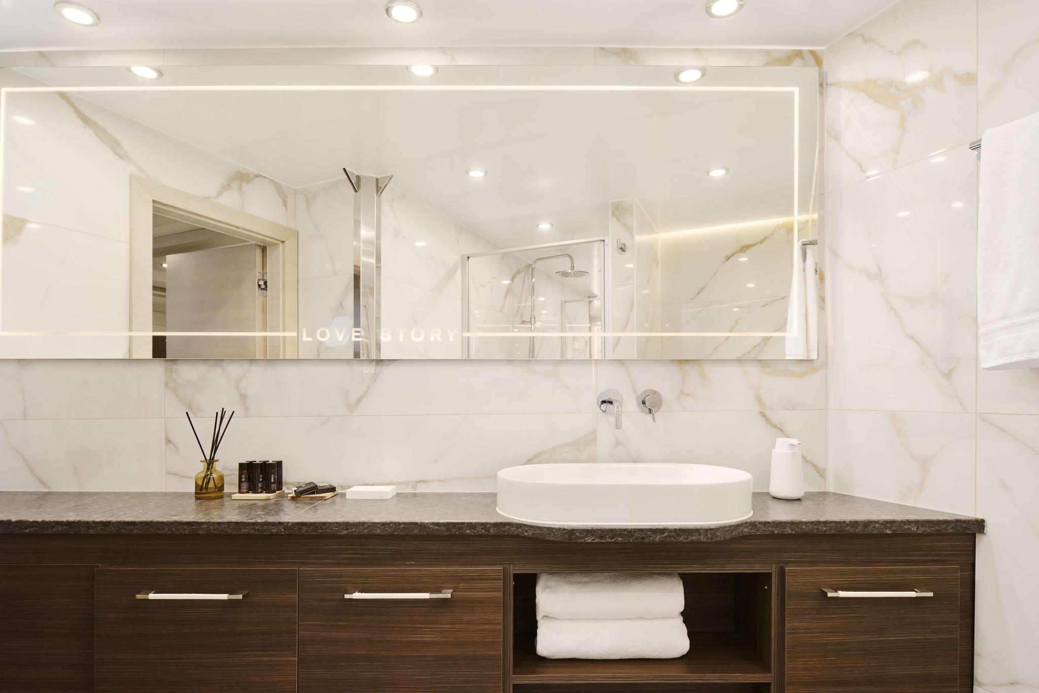 Love Story gulet interior cabin in Croatia