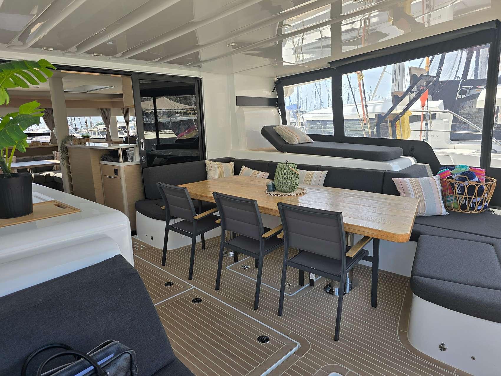 Tri-Wing Carida gulet amenities exterior deck in Croatia