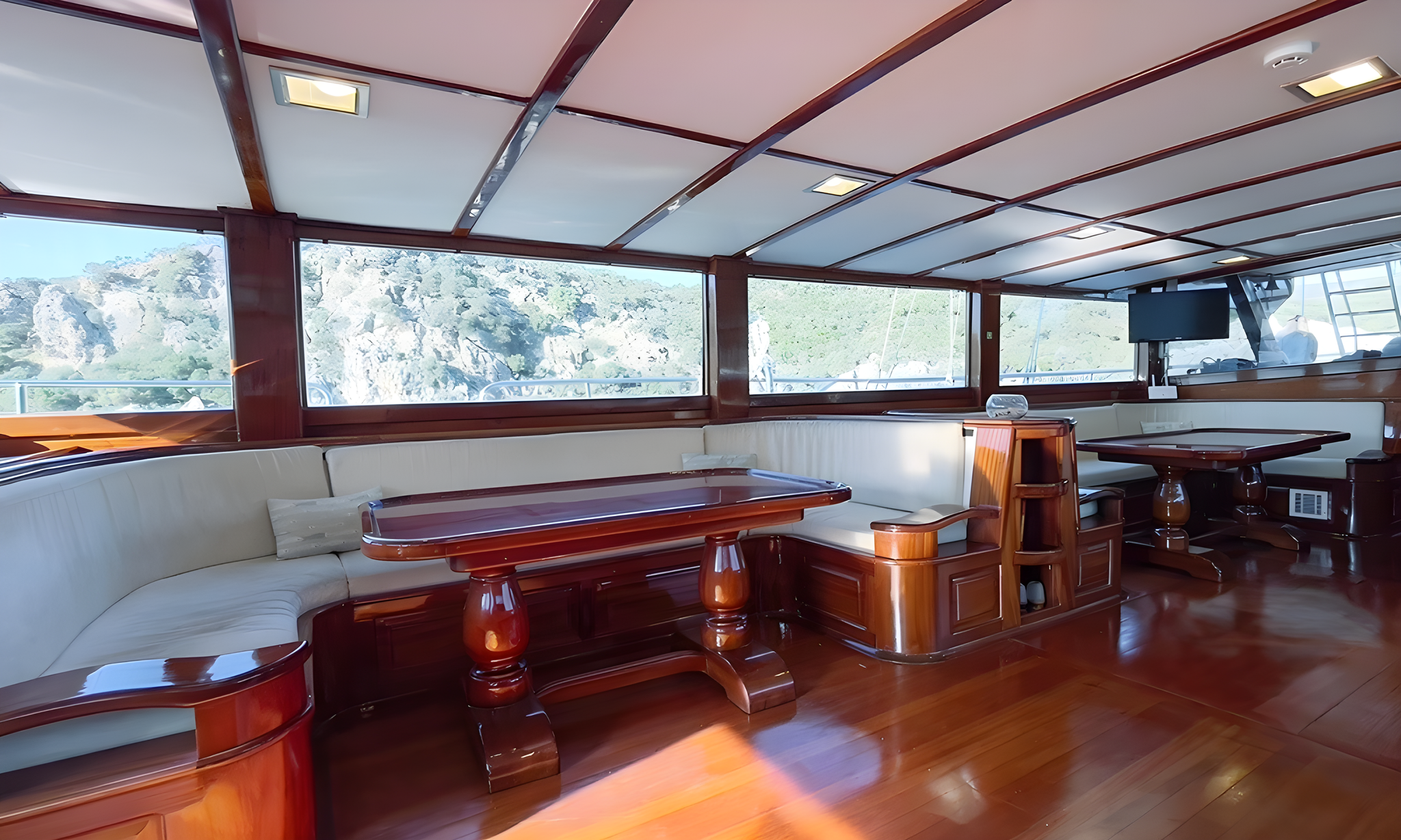 Sarayli 1 gulet interior cabin in Türkiye