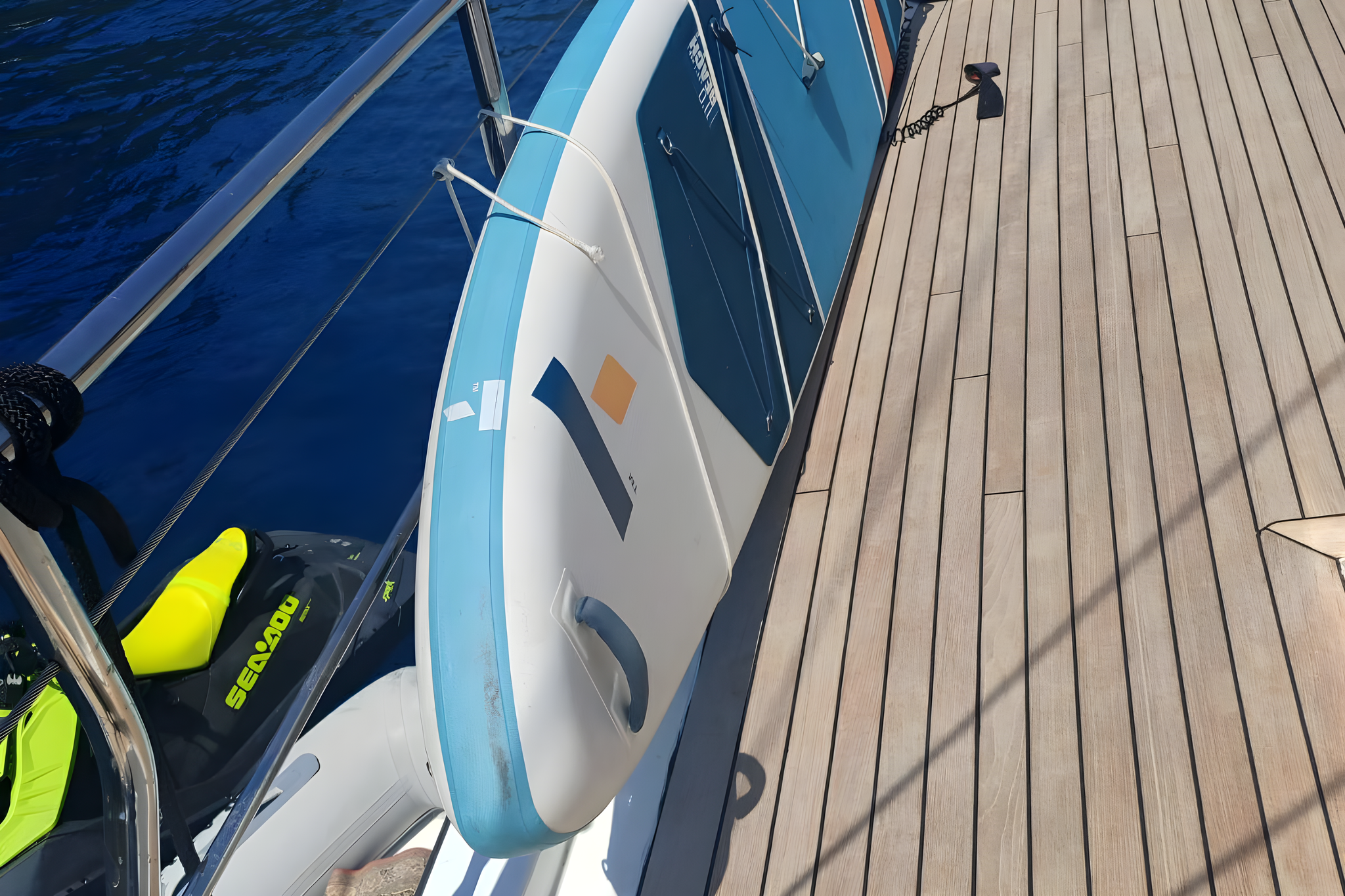 Sarayli 1 gulet lifestyle dining in Türkiye