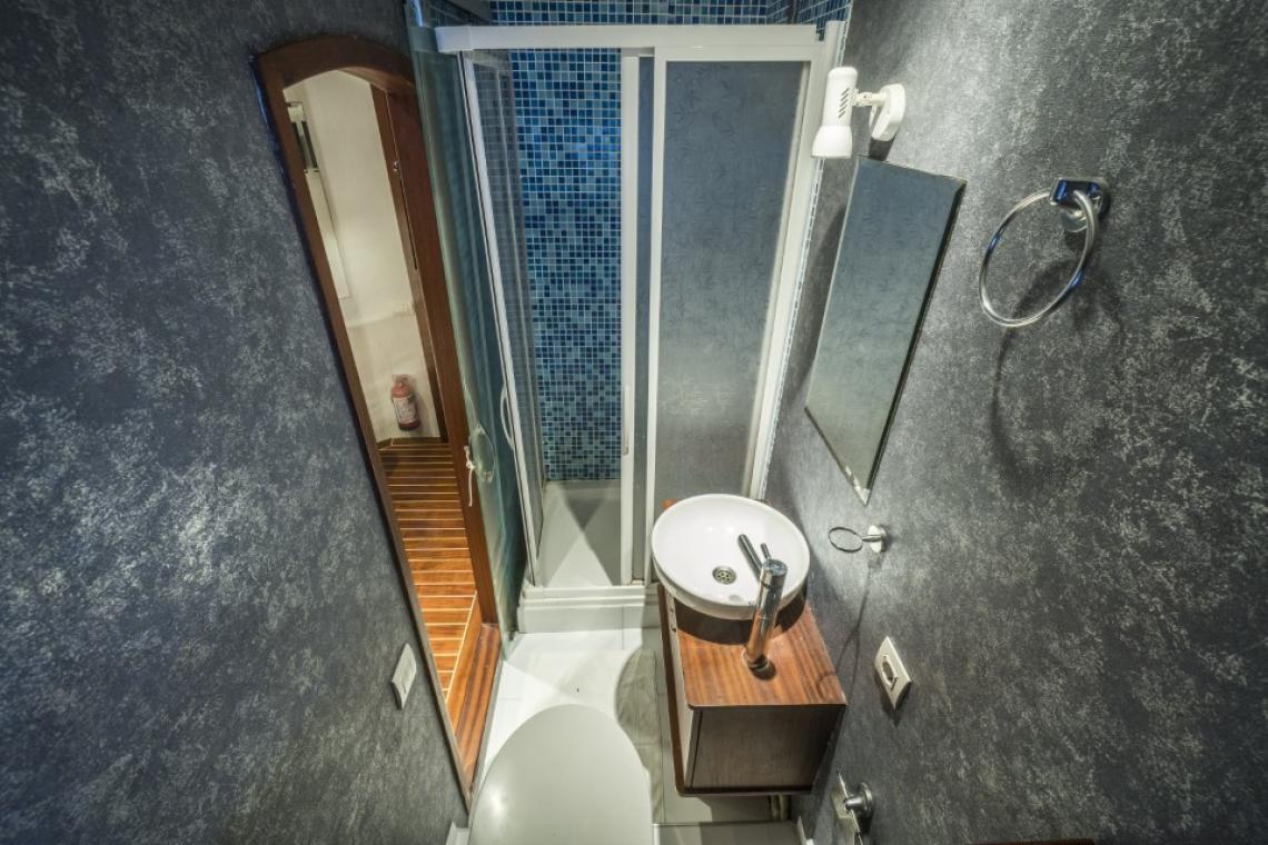 Love Boat gulet accommodation interior cabin in Türkiye