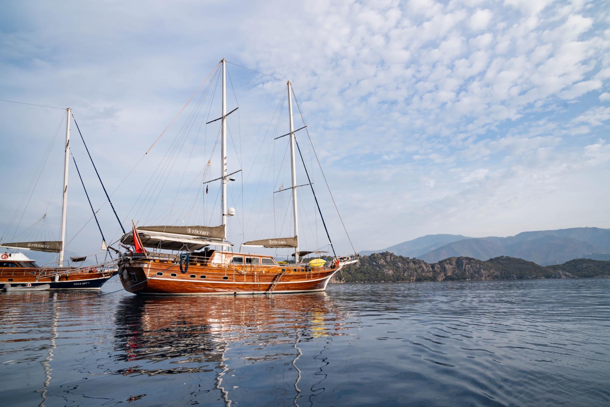 YUCE BEY gulet amenities aerial view in Türkiye