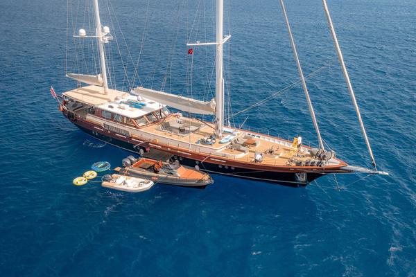 Vay gulet amenities aerial view in Türkiye