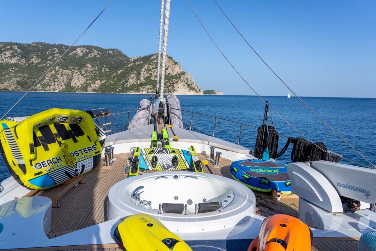 Good Life gulet amenities exterior deck in Greece